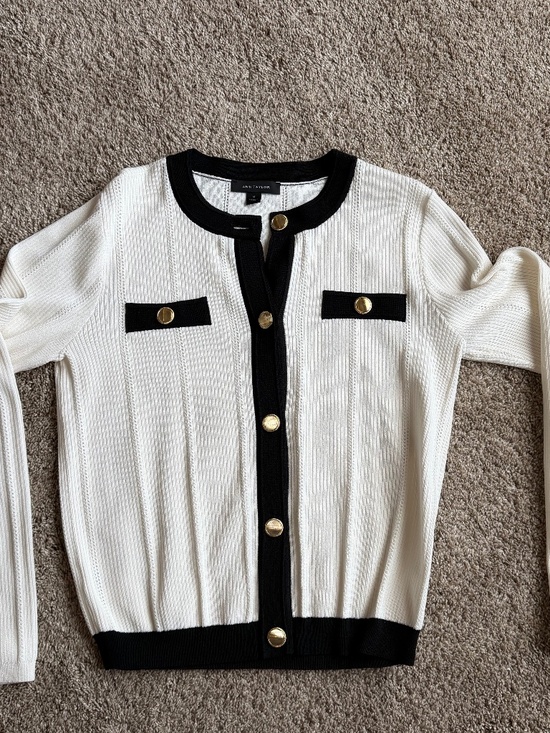 Ann Taylor Sweaters - Ann Taylor Sweater - Medium